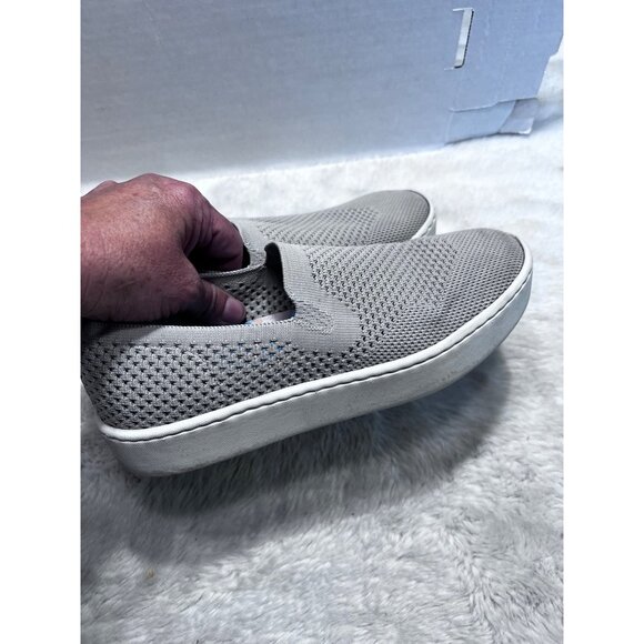 Born Womens Gray Slip-On Knit Sneakers size 8 M - Picture 4 of 10